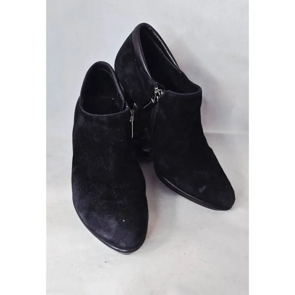 Aquatalia heels